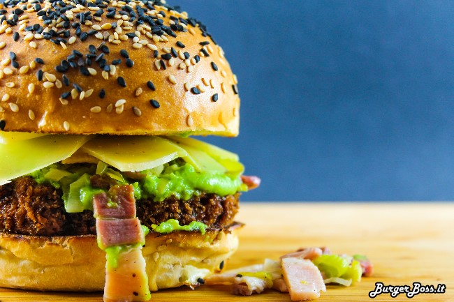 Peas and Love Burger, hamburger di pollo con pancetta e crema di piselli