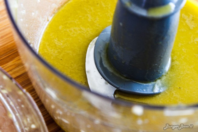 Skordalia, salsa dip in stile greco