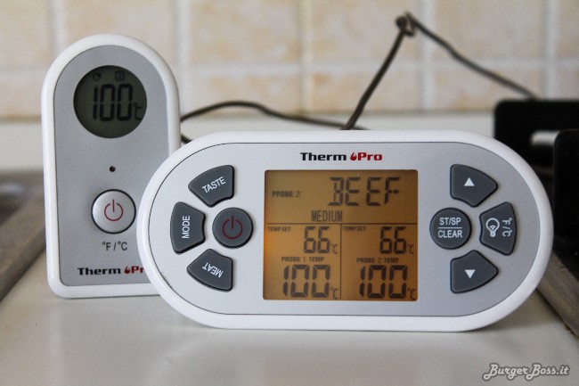 ThermoPro TP-22, termometro wireless con doppia sonda per barbecue e forno