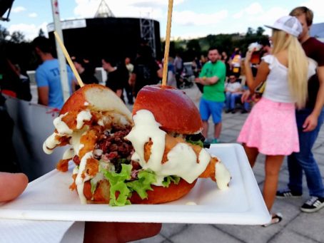 burgerfest-2018-surf-and-turf