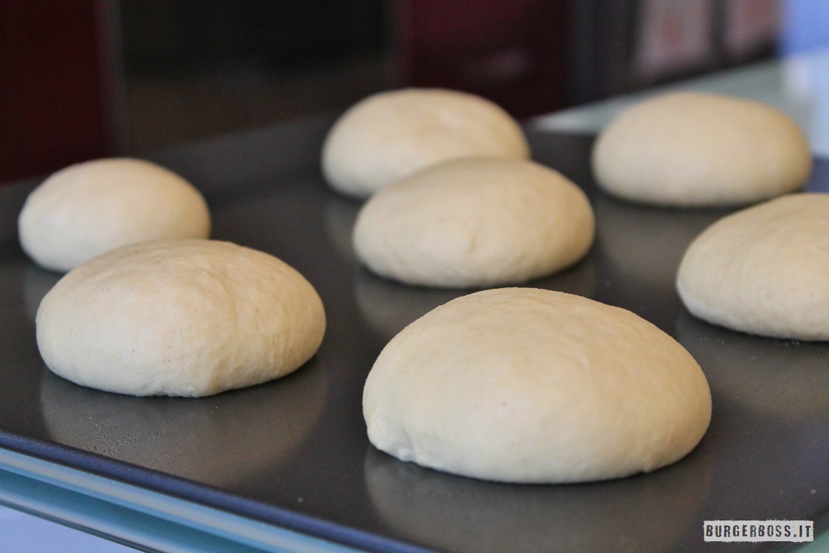 Panini per hamburger con semola rimacinata