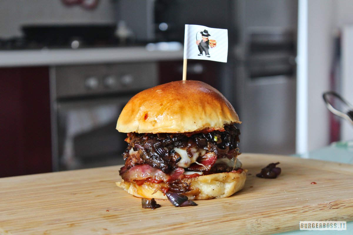 Kalabrian Burgerfest Edition, l'hamburger che ha conquistato Praga