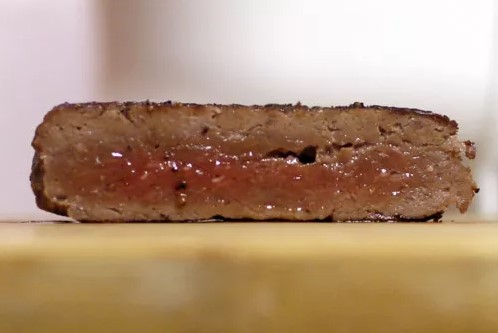 Patty con carne salata in precedenza